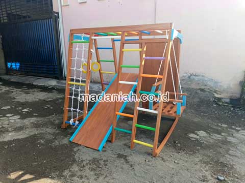 Toko Playground Brakiasi Anak Maluku Tenggara