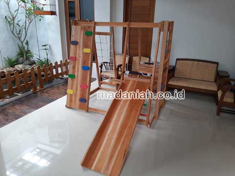 Toko Playground Brakiasi Anak Pangandaran