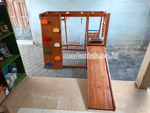 Toko Playground Brakiasi Anak Semarang Terdekat