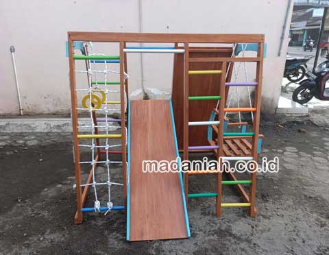 Toko Playground Brakiasi Anak Sinjai