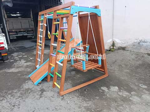 Toko Playground Brakiasi Kayu Barito Selatan Murah