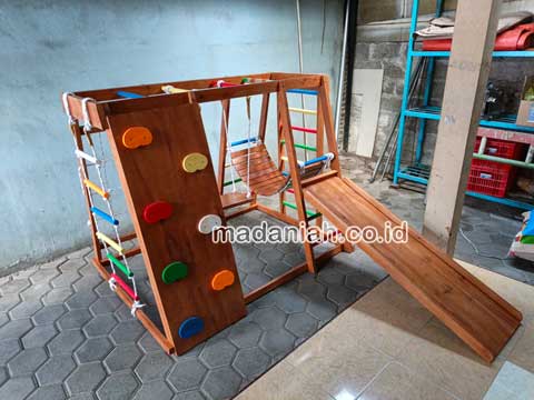 Toko Playground Brakiasi Kayu Barito Selatan