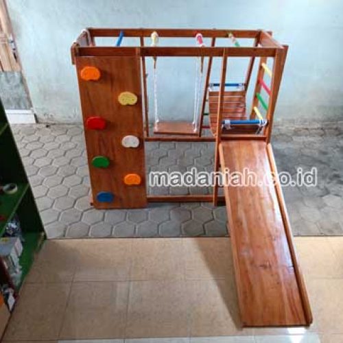 Toko Playground Brakiasi Kayu Kepulauan Sula