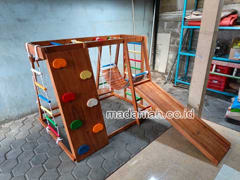 Toko Playground Brakiasi Kayu Kota Gorontalo