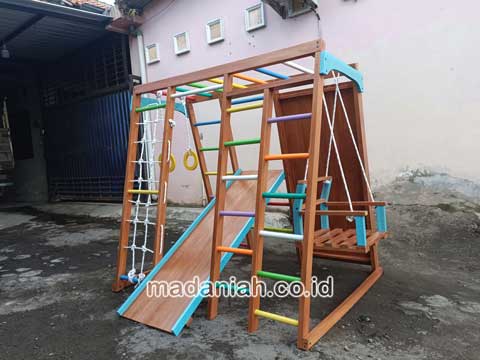 Toko Playground Brakiasi Kayu Lombok Utara