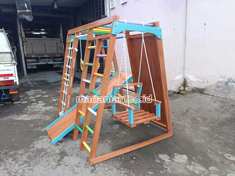 Toko Playground Brakiasi Kayu Maluku Tengah Murah