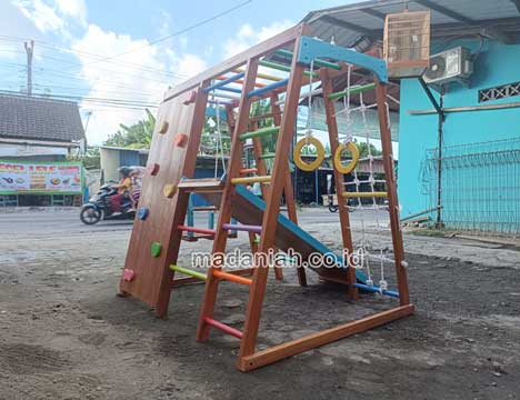 Toko Playground Brakiasi Kayu Tarakan Murah
